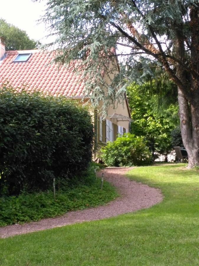 Le Cedre Enchante La Guiche Buitenkant foto